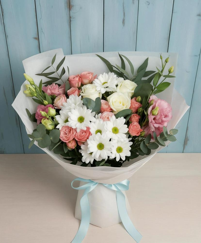 Букет цветов из: Розы, Лизиантусы и Хризантемы в Возрождение