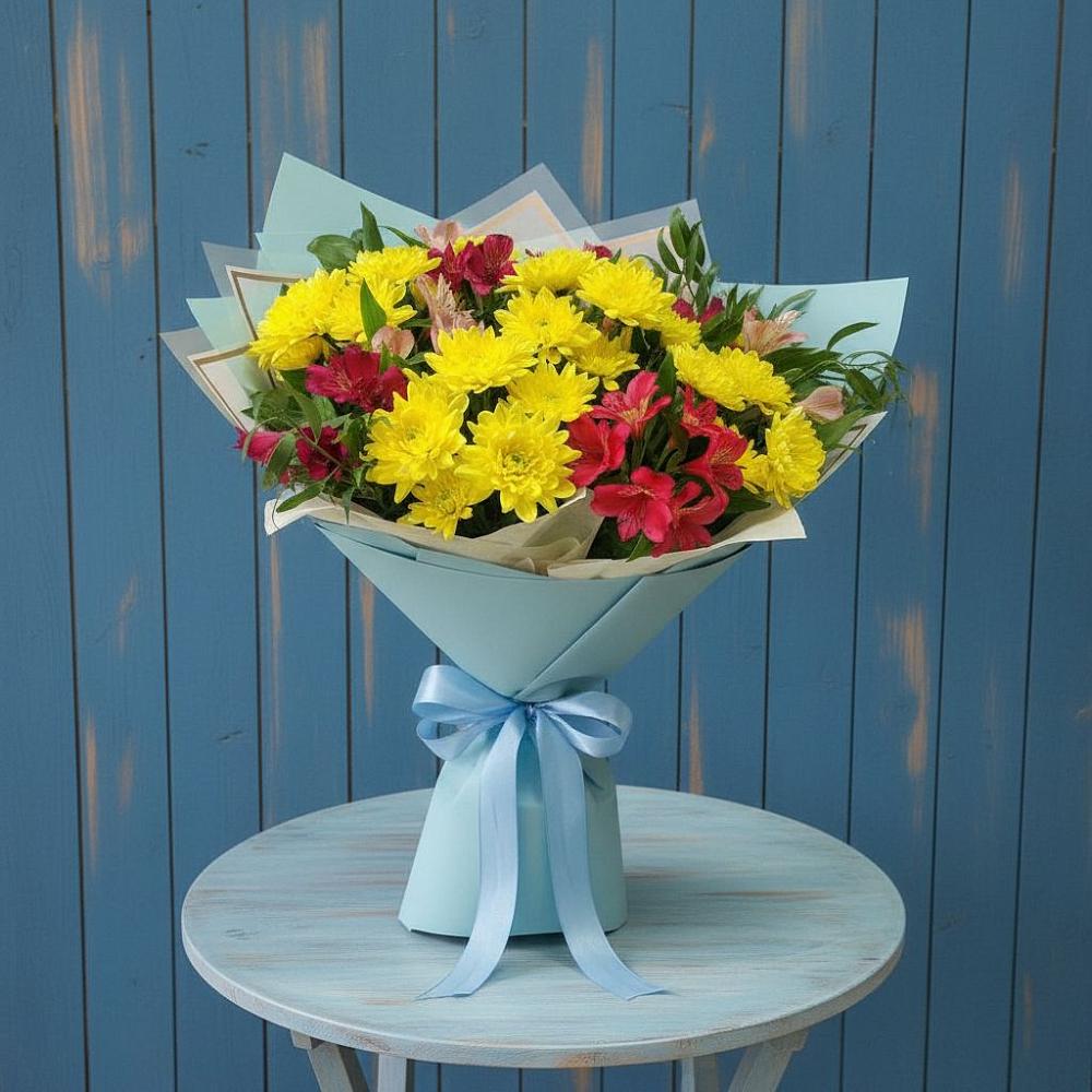 Букет цветов из: Альстромерии и Хризантемы в Возрождение