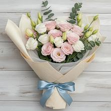 Букет цветов из:  Лизиантусы #REPLACE_PRED# Возрождение