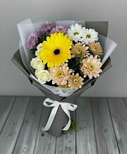 Букет цветов из:  Розы, Герберы и Хризантемы в Возрождение