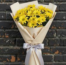 Букет цветов из:  Хризантемы в Возрождение