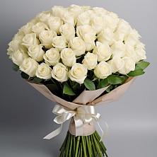 Букет 101 беля роза Белоснежка в Возрождение