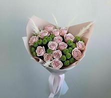 Букет цветов из:  Розы и Хризантемы в Возрождение