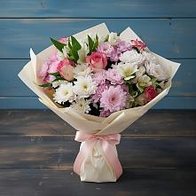 Букет цветов из:  Хризантемы, Альстромерии и Розы #REPLACE_PRED# Возрождение