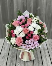 Букет цветов из:  Альстромерии, Гвоздики, Розы и Хризантемы в Возрождение