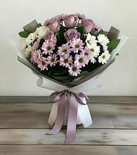 Букет цветов из:  Хризантемы и Розы в Возрождение