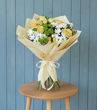 Букет цветов из:  Хризантемы и Розы в Возрождение