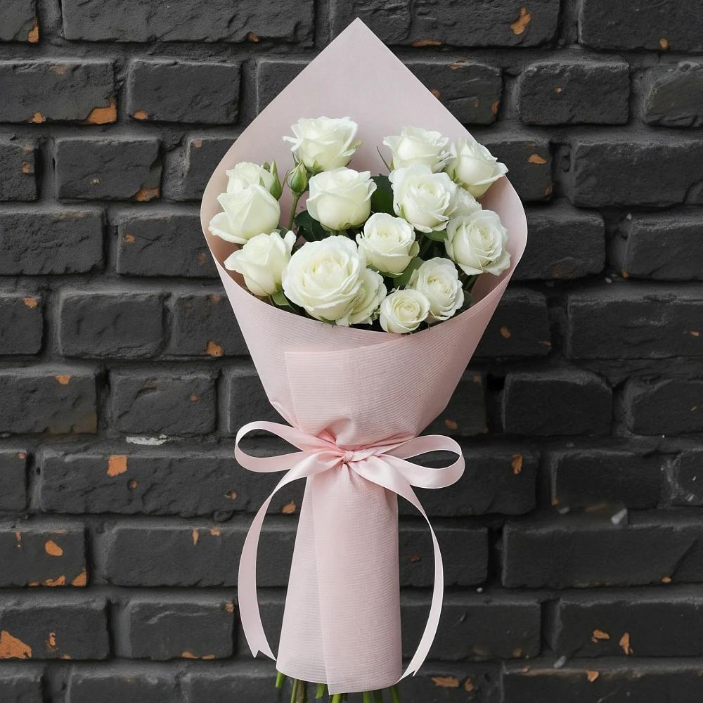 Букет цветов из: Розы в Возрождение