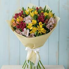 Букет цветов из:  Альстромерии в Возрождение